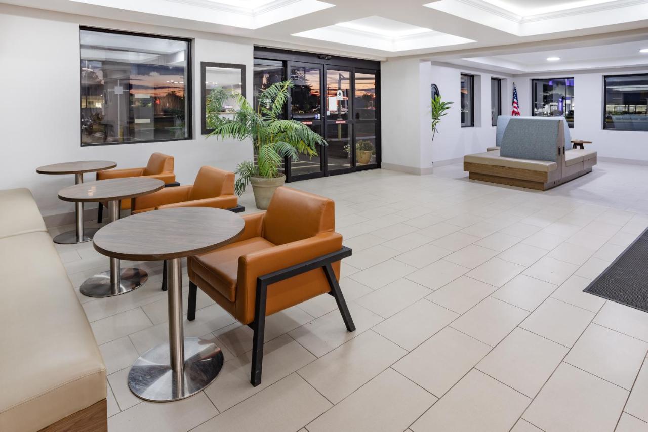 Hotel Wingate By Wyndham Fishkill Exterior foto